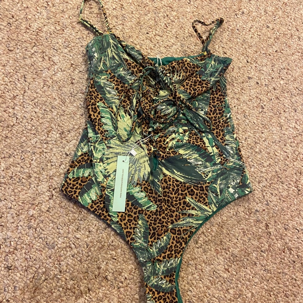 San Lorenzo One Piece